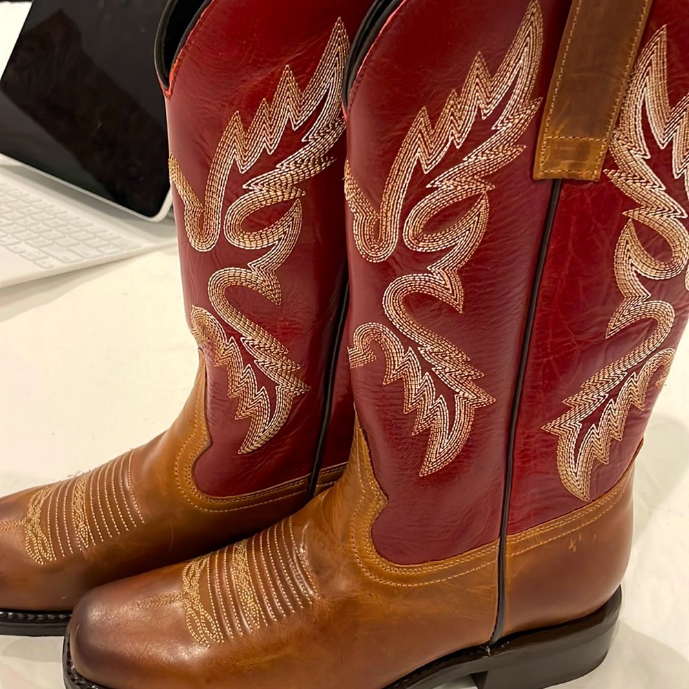 Cowboy Boots 🤠👢